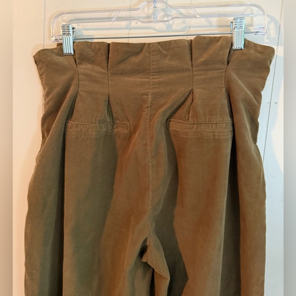 C&V Chelsea & Violet High Waist Green Paper Bag Crop Pants, Size 27 - Picture 6 of 7